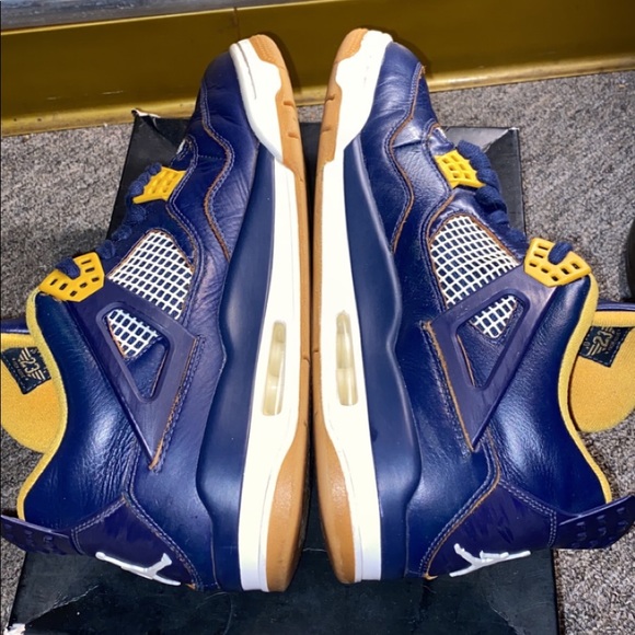 Air Jordan Retro 4 Dunk From Above - Picture 4 of 7